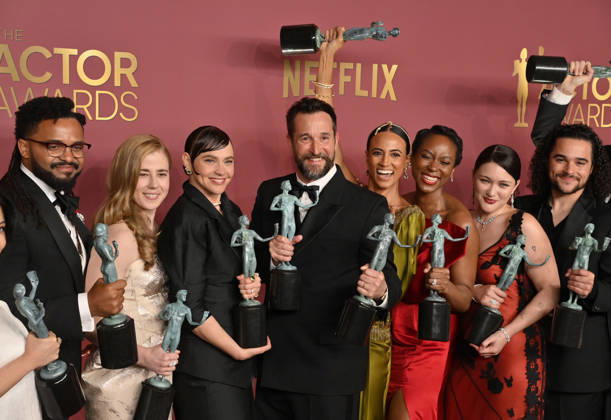 Joanna Going, Krystel V. McNeil, Tracy Vilar, Kristin Villanueva, Brandon Mendez Homer, Taylor Dearden, Fiona Dourif, Noah Wyle, Alexandra Metz, Tracy Ifeachor, Isa Briones, Jalen Thomas Brooks, Patrick Ball, Gerran Howell, Supriya Ganesh and Amielynn Abellera, winners of the Outstanding Performance by an Ensemble in a Drama Series award for The Pitt, appear backstage during the 32nd annual SAG Awards held at the Shrine Auditorium in Los Angeles on Sunday, March 1, 2026.  LAP20260301168 JIMxRUYMEN