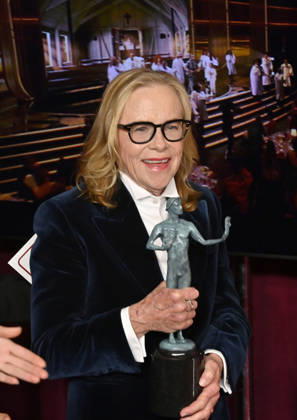 Amy Madigan, winner of the Outstanding Performance by a Female Actor in a Supporting Role award for Weapons, appears backstage during the 32nd annual SAG Awards held at the Shrine Auditorium in Los Angeles on Sunday, March 1, 2026.  LAP20260301173 JIMxRUYMEN