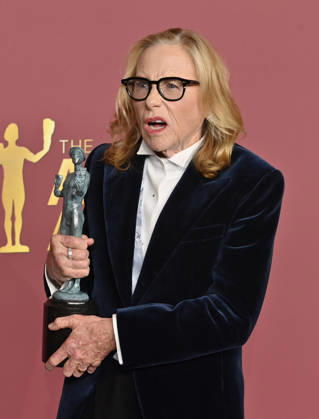 Amy Madigan, winner of the Outstanding Performance by a Female Actor in a Supporting Role award for Weapons, appears backstage during the 32nd annual SAG Awards held at the Shrine Auditorium in Los Angeles on Sunday, March 1, 2026.  LAP20260301174 JIMxRUYMEN