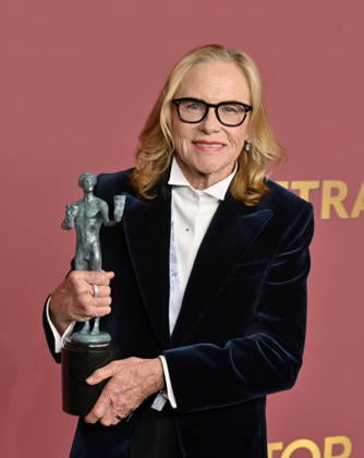 Amy Madigan, winner of the Outstanding Performance by a Female Actor in a Supporting Role award for Weapons, appears backstage during the 32nd annual SAG Awards held at the Shrine Auditorium in Los Angeles on Sunday, March 1, 2026.  LAP20260301177 JIMxRUYMEN