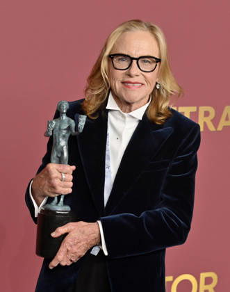 Amy Madigan, winner of the Outstanding Performance by a Female Actor in a Supporting Role award for Weapons, appears backstage during the 32nd annual SAG Awards held at the Shrine Auditorium in Los Angeles on Sunday, March 1, 2026.  LAP20260301178 JIMxRUYMEN