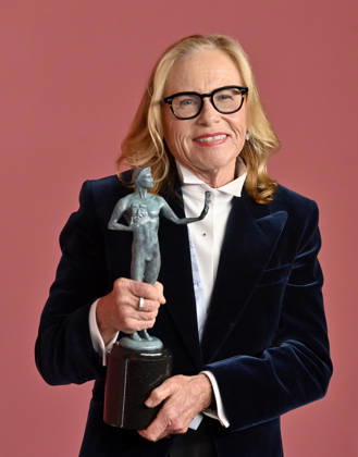 Amy Madigan, winner of the Outstanding Performance by a Female Actor in a Supporting Role award for Weapons, appears backstage during the 32nd annual SAG Awards held at the Shrine Auditorium in Los Angeles on Sunday, March 1, 2026.  LAP20260301181 JIMxRUYMEN