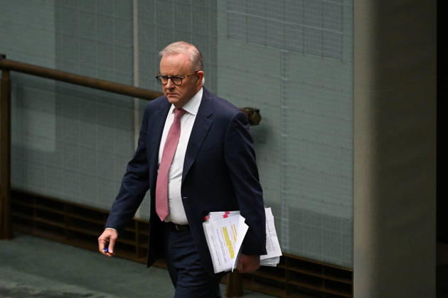 QUESTION TIME, Australian Prime Minister Anthony Albanese arrives during Question Time in the House of Representatives at Parliament House in Canberra, Tuesday, March 3, 2026. ( NO ARCHIVING CANBERRA AUSTRALIAN CAPITAL TERRITORY AUSTRALIA Copyright: xLUKASxCOCHx 20260303116846450330