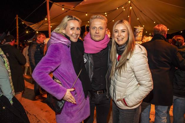 abb Franziska Hippe, Roman Knizka und Nina Ensmann zu Gast am Strand bei 10.Jahre Baltic Lights 2026 Promi Charity Schlittenhunderennen zu Gunsten der Welthungerhilfe an der Ostsee zwischen der Seebruecke Ahlbeck und der Seebruecke Heringsdorf , Freitag 06.03.2026 in Heringsdorf MV Deutschland