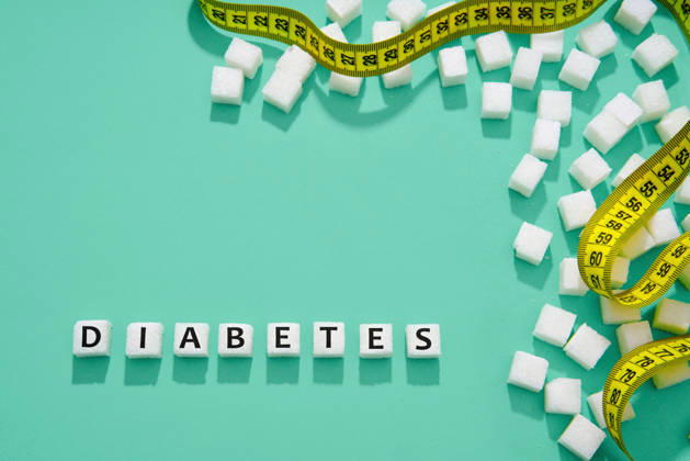 Diabetes-Konzept mit Zucker und Maßband Diabetes-Konzept mit Zucker und Maßband (License=RF) Copyright: xZoonar.com ViktorxGladkovx 24756037