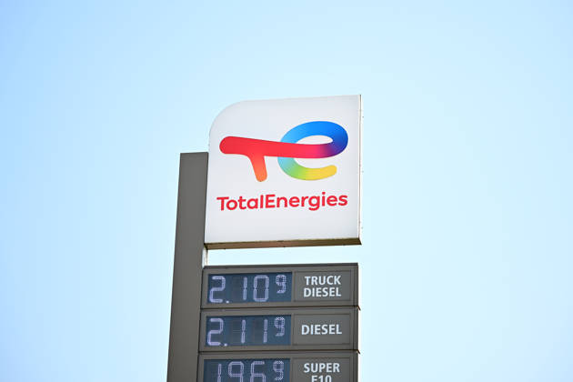 Spritpreise I 09.03.2026 Aktuelle Spritpreise an einer Tankstelle in Deutschland. Preistafel mit den Preisen. Hamburg Hamburg Hamburg Deutschland Copyright: xLobeca FelixxSchlikisx