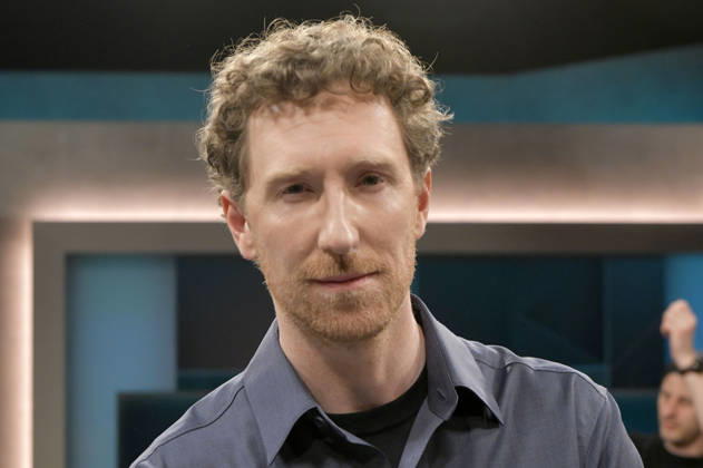 Luis Klamroth in der ARD-Talkshow hart aber fair im Studio Adlershof. Berlin, 09.03.2026