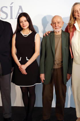 Hugo Mujica and Leonor Pataki collect the XXXVIII Loewe Poetry Prize Leonor Pataki and Hugo Mujica during the presentation of the XXXVIII Loewe Poetry Prize, on March 11, 2026, in Madrid Spain POETRY PRIZES LOEWE PRIZE Ángel Díaz Brin Madrid Madrid Madrid Spain Copyright: xÃngelxDiazxBrinasx 7357874