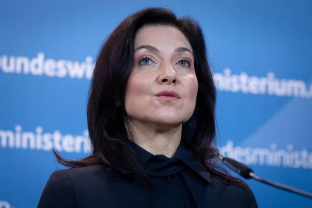 Katherina Reiche, Bundesministerin für Wirtschaft und Energie, BMWE Spitzengespräch Bündnis Zukunft, Katherina Reiche, Bundesministerin für Wirtschaft und Energie, BMWE, Berlin, Pressestatement Berlin Berlin GER