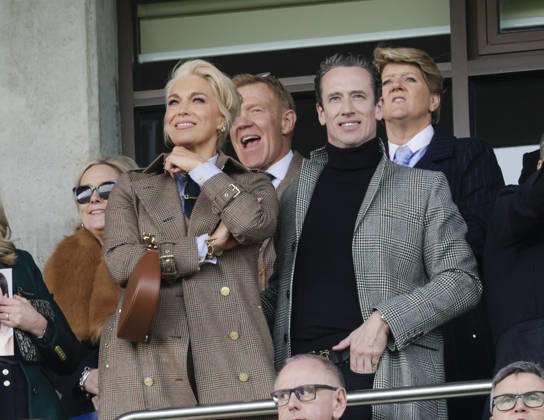 . 13 03 2026. Cheltenham, United Kingdom. Hannah Waddingham watches the racing on the final day of the Cheltenham Festival, United Kingdom.  xi-Imagesx IIM-26632-0041