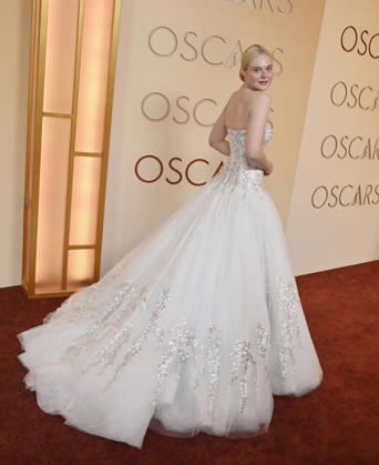 Elle Fanning arrives on the red carpet for the 98th annual Academy Awards in the Hollywood section of Los Angeles on Sunday, March 15, 2026. Conan O Brien will host the Oscars for the second consecutive year. LAP20260315191 JIMxRUYMEN