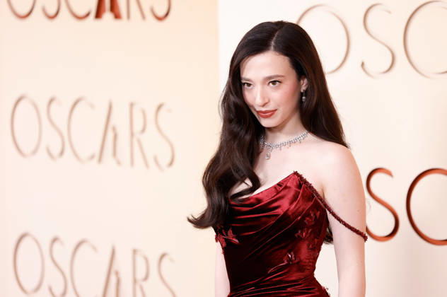 Mikey Madison attends the 98th Oscars on the red carpet for the 98th annual Academy Awards in the Hollywood section of Los Angeles on Sunday, March 15, 2026. Conan O Brien will host the Oscars for the second consecutive year. LAP20260315658 JOHNxANGELILLO