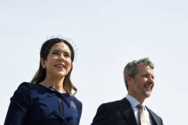 DENMARK ROYALS AUSTRALIA VISIT, Denmark s King Frederik X and Queen Mary meet with members of the public during a visit to the Australian War Memorial in Canberra, Monday, March 16, 2026. ( POOL CANBERRA AUSTRALIAN CAPITAL TERRITORY AUSTRALIA Copyright: xLUKASxCOCHx 20260316153660793618