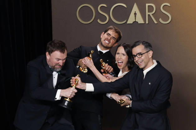 March 15, 2026, Hollywood, California, USA: (L-R) Jack Piatt, Sam A. Davis, Natalie Musteata and Alexandre Singh in the press room of the 98th Annual Academy Awards on Sunday March 15, 2026 at the Dolby Theater in Hollywood, California. BURT HARRIS BNS PI Hollywood USA - ZUMAp124 20260315_zaa_p124_291 Copyright: xBurtxHarrisx