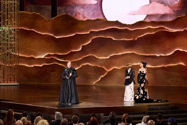 98th Oscars, Academy Awards Kate Hawley accepts the Oscar for Costume Design during the 98th Oscars at the Dolby Theatre at Ovation Hollywood on Sunday, March 15, 2026., Credit:Trae Patton The Academy Avalon United States of America, CA, Hollywood, Dolby Theater Copyright: xTraexPattonx xThexAcademyx xAvalonx 1083389135