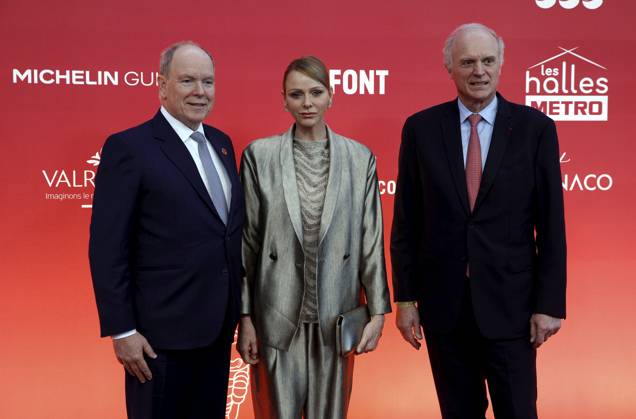 CEREMONIE GUIDE MICHELIN PHOTOPQR NICE MATIN Jean François Ottonello Monaco 16 03 2026 NO TABLOIDS CEREMONIE GUIDE MICHELIN 2026 France et Monaco au Grimaldi Forum de Monaco le prince Albert II, la princesse Charlene avec Florent Menegaux, president de Michelin Prince s Albert II of Monaco, Princess Charlene De Monaco and the director of Michelin Group Florent Menegaux pose upon arrival to attend the 2026 Michelin Guide award winners ceremony in Monaco on March 16, 2026 Monaco France  Copyright: xPHOTOPQR NICExMATIN MAXPPPxJeanxFrançoisxOttonellox 20260316NIM5462 20260316NIM5462