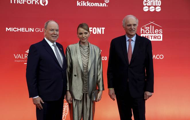 CEREMONIE GUIDE MICHELIN PHOTOPQR NICE MATIN Jean François Ottonello Monaco 16 03 2026 NO TABLOIDS CEREMONIE GUIDE MICHELIN 2026 France et Monaco au Grimaldi Forum de Monaco le prince Albert II, la princesse Charlene avec Florent Menegaux, president de Michelin Prince s Albert II of Monaco, Princess Charlene De Monaco and the director of Michelin Group Florent Menegaux pose upon arrival to attend the 2026 Michelin Guide award winners ceremony in Monaco on March 16, 2026 Monaco France  Copyright: xPHOTOPQR NICExMATIN MAXPPPxJeanxFrançoisxOttonellox 20260316NIM5463 20260316NIM5463