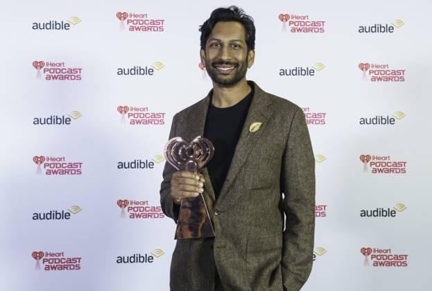 March 16, 2026: Austin, Texas. 2026 IHeartPodcast Awards, winners pose with their awards. Hrishikesh Hirway - Song Exploder , Innovator Icon Award Honoree. - ZUMAda1_ 20260316_zap_da1_090 Copyright: xSandraxDahdahx
