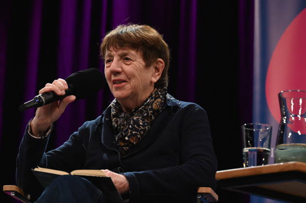 Journalistin Margarete von Schwarzkopf liest und spricht auf der Lit.Cologne, dem internationalen Literaturfestival