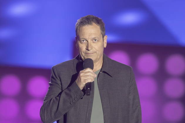 Kabarettist Dieter Nuhr - vollständiger Name: Dieter Herbert Nuhr (geb. 29. 10. 1960) während seines Auftrittes in der MDR TV-Aufzeichnung Humorzone - Die Gala im Alten Schlachthof Dresden.