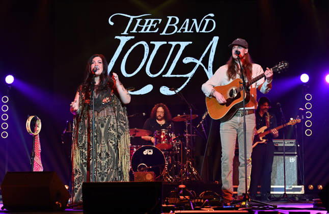 Warner Records Nashville -CRS 2026 The Band Loula, Logan Simmons and Malachi Mills onstage at Warner Records Nashville Lunch and Performance during CRS 2026 at the Omni Nashville Hotel on March 18, 2026 in Nashville, Tennessee. Nashville Omni Nashville Tennessee USA Copyright: xTammiexArroyo AFF-USA.comx