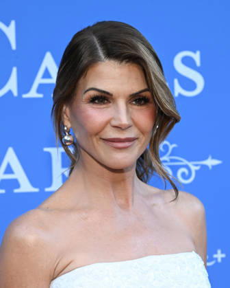 ˜When Calls the Heart™ and ˜Hope Valley: 1874™ Celebration Lori Loughlin arriving to ˜When Calls the Heart™ and ˜Hope Valley: 1874™ Celebration at The Sun Rose on March 18, 2026 in West Hollywood, CA. West Hollywood The Sun Rose California USA Copyright: xLISAxOConnor AFF-USA.comx