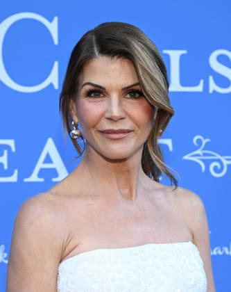 ˜When Calls the Heart™ and ˜Hope Valley: 1874™ Celebration Lori Loughlin arriving to ˜When Calls the Heart™ and ˜Hope Valley: 1874™ Celebration at The Sun Rose on March 18, 2026 in West Hollywood, CA. West Hollywood The Sun Rose California USA Copyright: xLISAxOConnor AFF-USA.comx