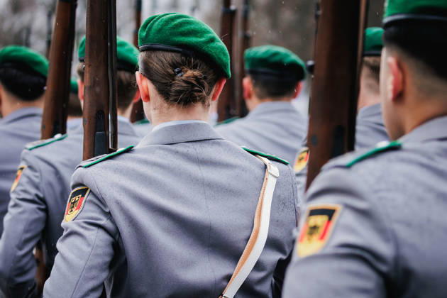 Bundeswehr bekommt Problem um sexuelles Fehlverhalten nicht in den Griff, Symbolbilder Symbolbild: Frauen in der Bundeswehr. Aufgenommen im Rahmen eines Empfangs im Bundesministerium der Verteidigung mit militaerischen Ehren. Berlin, 16.03.2026. Berlin Deutschland Copyright: xNeelexJanssenx