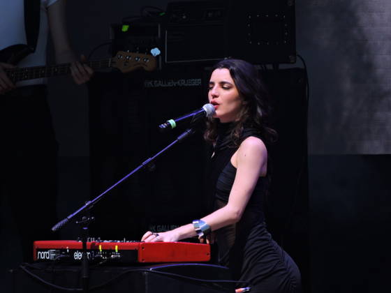 RECORD DATE NOT STATED ask for lollapalooza Sao Paulo (SP), 03 22 2026 - Culture Music Shows - Singer Nina Maia performs on the Samsung Galaxy stage on the last day of Lollapalooza 2026 at the Interlagos racetrack in the southern zone of Sao Paulo, this Sunday, March 22, 2026. (Foto: Leandro Chemalle Thenews2 imago images) ask for lollapalooza Copyright: xLeandroxChemallex