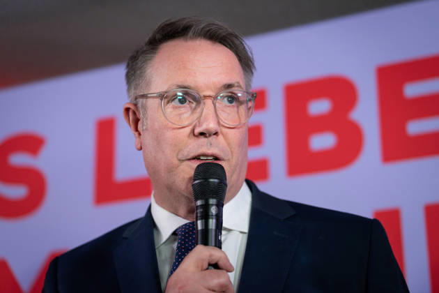 Landtagswahl Rheinland-Pfalz Alexander Schweitzer Spitzenkandidat der SPD der Landtagswahl in Rheinland-Pfalz spricht auf der SPD Wahlparty zu seinen SPD Kollegen bei der Landtagswahl 2026 in Rheinland-Pfalz, Mainz, 22.03.2026 Mainz Rheinland-Pfalz Deutschland