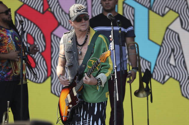 Mundo Livre S A will perform at Lollapalooza Brazil 2026 in Sao Paulo. Sao Paulo (SP), 03 22 2026 Lollapalooza Brazil Show Mundo Livre S A The band Mundo Livre S A performs during the Lollapalooza Brazil festival, held at the Interlagos racetrack, in the southern zone of the city of Sao Paulo. The event brings together national and international artists in three days of shows and musical attractions, on March 22, 2026. (Foto: Leco Viana Thenews2 imago images) Mundo Livre S A will perform at Lollapalooza Brazil 2026 in Sao Paulo. Copyright: xLecoxVianax