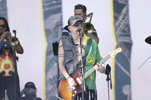 Mundo Livre S A will perform at Lollapalooza Brazil 2026 in Sao Paulo. Sao Paulo (SP), 03 22 2026 Lollapalooza Brazil Show Mundo Livre S A The band Mundo Livre S A performs during the Lollapalooza Brazil festival, held at the Interlagos racetrack, in the southern zone of the city of Sao Paulo. The event brings together national and international artists in three days of shows and musical attractions, on March 22, 2026. (Foto: Leco Viana Thenews2 imago images) Mundo Livre S A will perform at Lollapalooza Brazil 2026 in Sao Paulo. Copyright: xLecoxVianax
