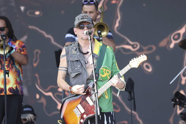 Mundo Livre S A will perform at Lollapalooza Brazil 2026 in Sao Paulo. Sao Paulo (SP), 03 22 2026 Lollapalooza Brazil Show Mundo Livre S A The band Mundo Livre S A performs during the Lollapalooza Brazil festival, held at the Interlagos racetrack, in the southern zone of the city of Sao Paulo. The event brings together national and international artists in three days of shows and musical attractions, on March 22, 2026. (Foto: Leco Viana Thenews2 imago images) Mundo Livre S A will perform at Lollapalooza Brazil 2026 in Sao Paulo. Copyright: xLecoxVianax