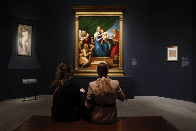 Guests attend the press preview for Raphael: Sublime Poetry at The Metropolitan Museum of Art on Monday, March 23, 2026 in New York City. Raphael: Sublime Poetry is the first comprehensive exhibition on Raphael in the United States bringing together more than 170 of the artist s greatest masterpieces and rarely seen treasures. The exhibition will open to the public on March 29 and will remain on view through June 28, 2026.  NYP20260323152 JOHNxANGELILLO