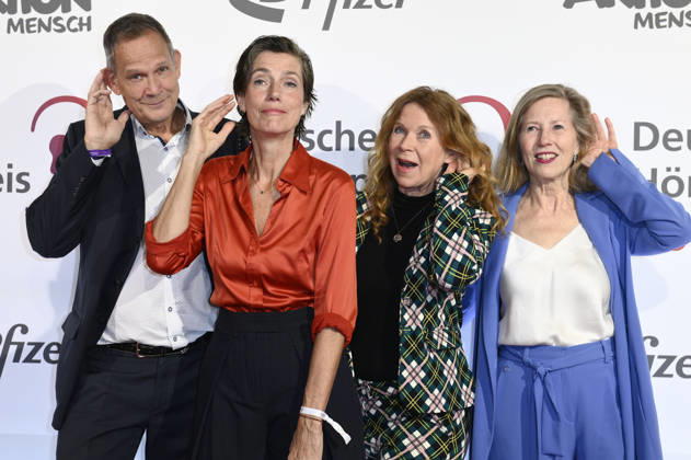 Klaus-Peter Grap, Julia Bremermann, Marion Kracht und Petra Zieser bei der Verleihung des 24. Deutschen Hörfilmpreises 2026 im Colosseum Filmtheater. Berlin, 24.03.2026