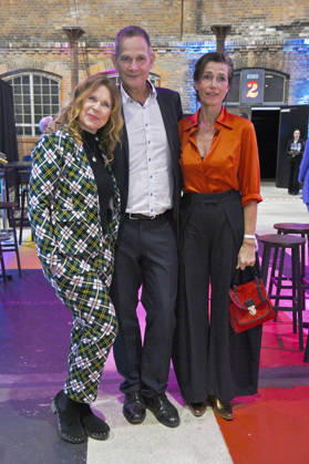 Marion Kracht, Klaus-Peter Grap und Julia Bremermann bei der Verleihung des 24. Deutschen Hörfilmpreises 2026 im Colosseum Filmtheater. Berlin, 24.03.2026