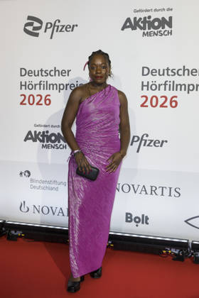 Deutscher Hörfilmpreis, Preisverleihung im Kino Colosseum, Berlin, 24.03.2026 Kathy Etoa vor der Preisverleihung zum Deutschen Hörfilmpreis im Berliner Kino Colosseum am 24.03.2026 Berlin Kino Collosseum Copyright: xBenxKriemannx