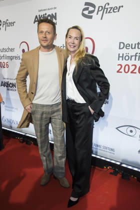 Deutscher Hörfilmpreis, Preisverleihung im Kino Colosseum, Berlin, 24.03.2026 Roman Knizka und Feo Aladag vor der Preisverleihung zum Deutschen Hörfilmpreis im Berliner Kino Colosseum am 24.03.2026 Berlin Kino Collosseum Copyright: xBenxKriemannx