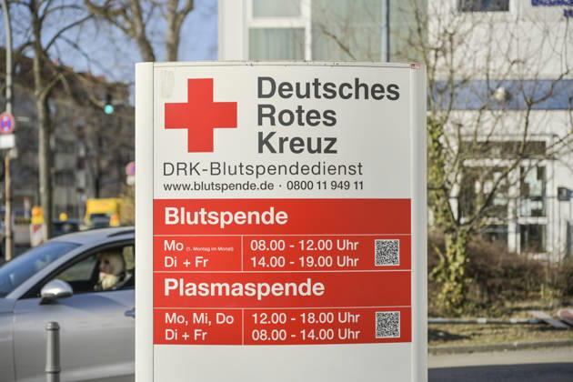DRK, Deutsches Rotes Kreuz Blutspendedienst, Hindenburgdamm, Berlin, Deutschland