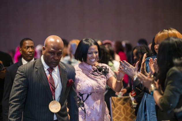 April 4, 2026, Philadelphia, Pennsylvania, United States: TAMRON HALL, American broadcast journalist, television talk show host and author is escorted to the stage to receive the during the WDAS-FM tenth annual Women Of Excellence Legend award at the luncheon held at the Philadelphia Sheraton Philadelphia United States - ZUMArf1_ 20260404_zaf_rf1_002 Copyright: xRickyxFitchettx