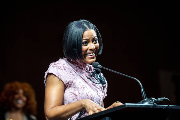April 4, 2026, Philadelphia, Pennsylvania, United States: TAMRON HALL, American broadcast journalist, television talk show host and author, speaking at the WDAS-FM tenth annual Women Of Excellence Legend award at the luncheon held at the Philadelphia Sheraton Philadelphia United States - ZUMArf1_ 20260404_zaf_rf1_021 Copyright: xRickyxFitchettx