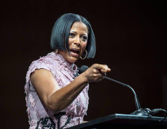 April 4, 2026, Philadelphia, Pennsylvania, United States: TAMRON HALL, American broadcast journalist, television talk show host and author, speaking at the WDAS-FM tenth annual Women Of Excellence Legend award at the luncheon held at the Philadelphia Sheraton Philadelphia United States - ZUMArf1_ 20260404_zaf_rf1_015 Copyright: xRickyxFitchettx