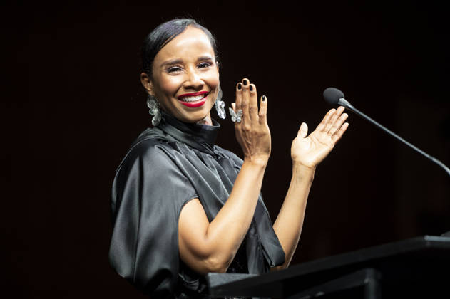 April 4, 2026, Philadelphia, Pennsylvania, United States: R&B singer, songwriter, VIVIAN GREEN, speaking at the WDAS-FM tenth annual Women Of Excellence awards luncheon where she received the Trailblazing award at the Philadelphia Sheraton Philadelphia United States - ZUMArf1_ 20260404_zaf_rf1_038 Copyright: xRickyxFitchettx