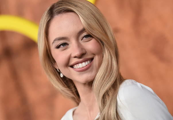 ˜Euphoria™ S3 Los Angeles Premiere Sydney Sweeney arriving to the season 3 Euphoria Los Angeles premiere held at the TCL Chinese Theatre on April 07, 2026 in Hollywood, CA. Hollywood TCL Chinese Theatre California USA Copyright: xLISAxOConnorx xAFF-USA.comx