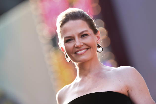 ˜Euphoria™ S3 Los Angeles Premiere Jennifer Morrison arriving to the season 3 Euphoria Los Angeles premiere held at the TCL Chinese Theatre on April 07, 2026 in Hollywood, CA. Hollywood TCL Chinese Theatre California USA Copyright: xLisaxOConnorx xAFF-USA.comx
