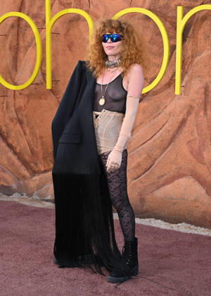 ˜Euphoria™ S3 Los Angeles Premiere Natasha Lyonne arriving to the season 3 Euphoria Los Angeles premiere held at the TCL Chinese Theatre on April 07, 2026 in Hollywood, CA. Hollywood TCL Chinese Theatre California USA Copyright: xLisaxOConnorx xAFF-USA.comx