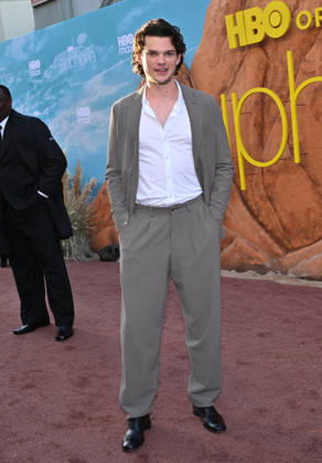 ˜Euphoria™ S3 Los Angeles Premiere Homer Gere arriving to the season 3 Euphoria Los Angeles premiere held at the TCL Chinese Theatre on April 07, 2026 in Hollywood, CA. Hollywood TCL Chinese Theatre California USA Copyright: xLisaxOConnorx xAFF-USA.comx