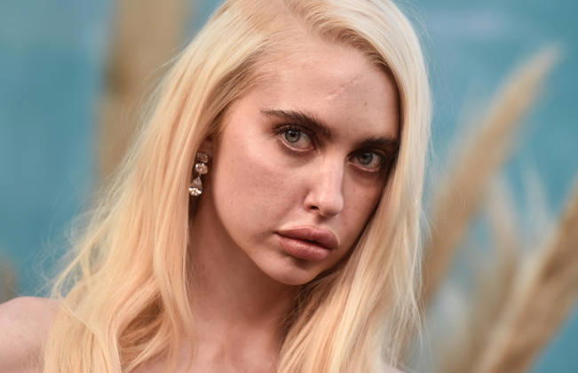 ˜Euphoria™ S3 Los Angeles Premiere Chloe Cherry arriving to the season 3 Euphoria Los Angeles premiere held at the TCL Chinese Theatre on April 07, 2026 in Hollywood, CA. Hollywood TCL Chinese Theatre California USA Copyright: xLisaxOConnorx xAFF-USA.comx
