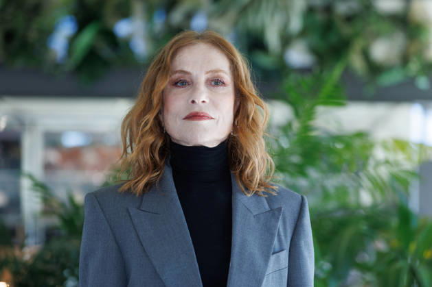 News - Photocall - La donna piu ricca del mondo Isabelle Huppert attends the photocall for the movie La donna piu ricca del mondo on April 08, 2026 at Sofitel Hotel Villa Borghese, Rome, Italy Rome Sofitel Hotel Villa Borghese Italy Copyright: xEmanuelaxVertollix xLiveMediax LPN_2379122