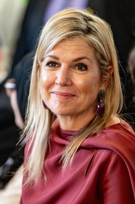 Queen Maxima visits the Amsterdam North community center. Amsterdam, the Netherlands. 08 Apr 2026 Queen Maxima visits De Bol community center. This community center receives support from the Oranjefonds, of which the queen is patroness of. Amsterdam The Netherlands Copyright: xMischaxSchoemakerx